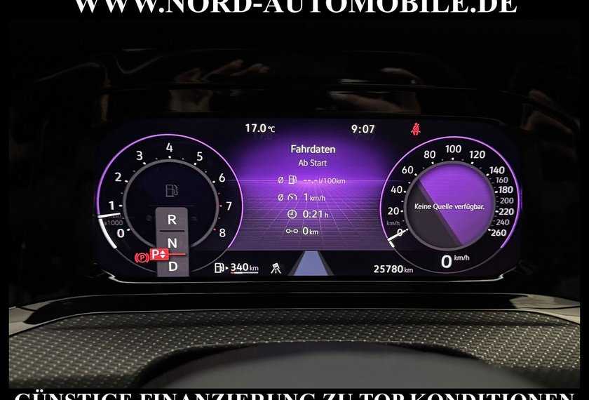 Volkswagen Golf Golf R-Line 1.5 eTSI DSG Kamera/LED/Dig.Cockpit