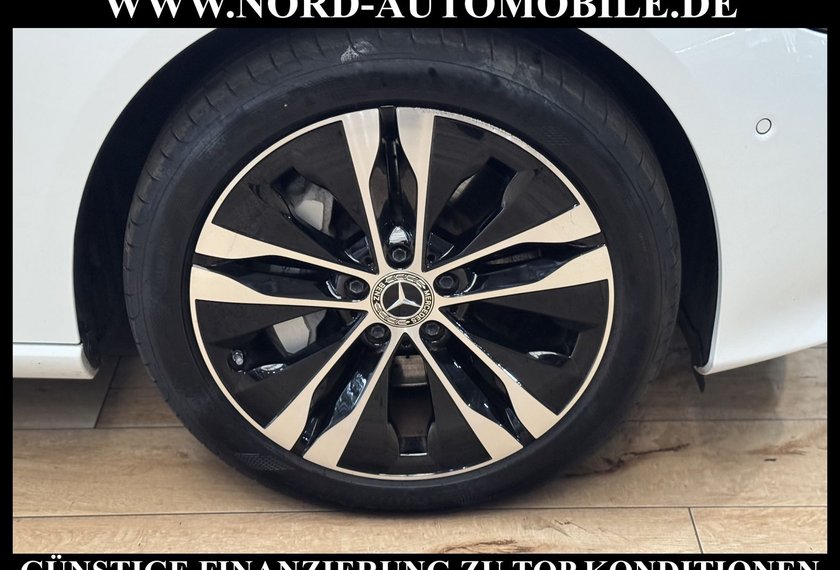 Mercedes-Benz C 300 C 300 e T Avantgarde Distro*AHK*Night*4SHZ:UPE81