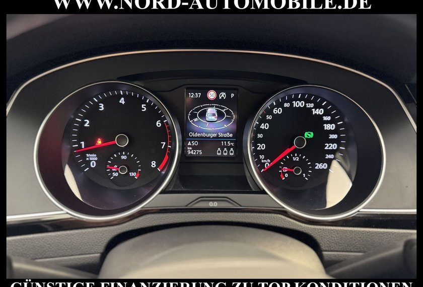 Volkswagen Passat Variant Passat Variant R-Line 4MOT 2.0 TSI DSG Leder/Nav