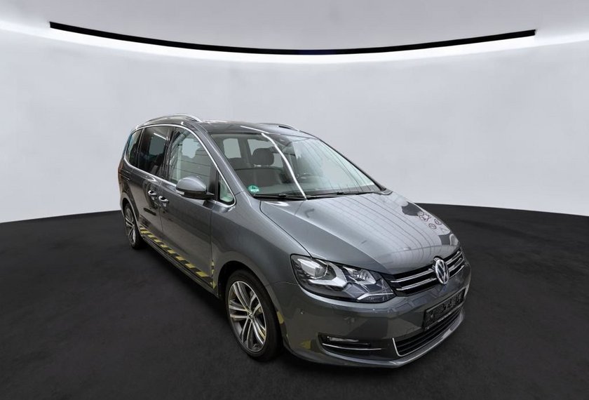 Volkswagen Sharan Sharan Highline 2.0 TDI DSG 7-Sitzer/Pano/Kamera
