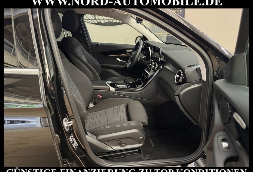 Mercedes-Benz GLC 220 GLC 220 d 4Matic *Distro*AHK*Kamera*Easy*LED*18Z