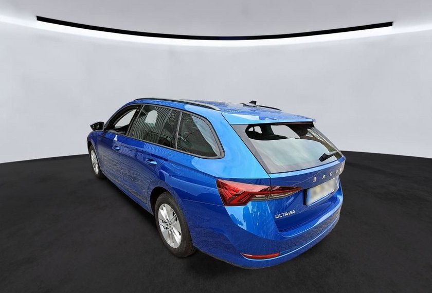 Skoda Octavia Octavia Combi 2.0 TDI DSG Ambition DSG Kamera