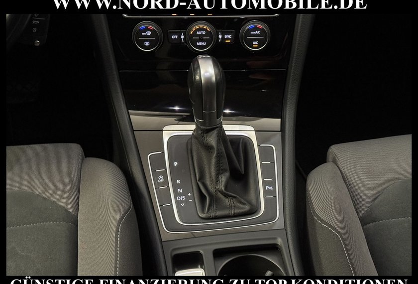 Volkswagen Golf Golf Limo 2.0 TDI DSG R-Line Dig.Cockpit*Navi*