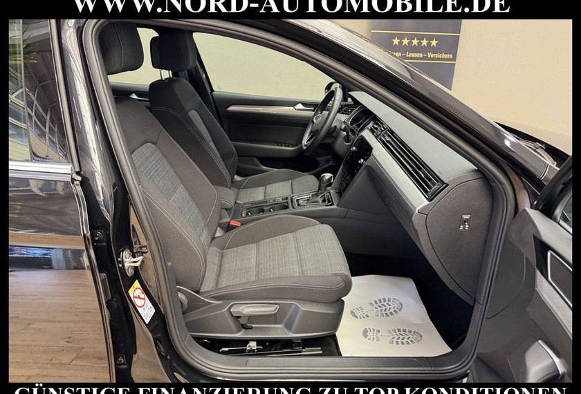 Volkswagen Passat Variant Passat Variant 2.0 TDI DSG Navi/LED/Kamera/17 Bu