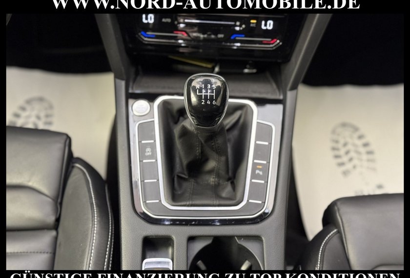 Volkswagen Passat Variant Passat Variant Elegance 2.0 TDI Leder/AHK/Kamera