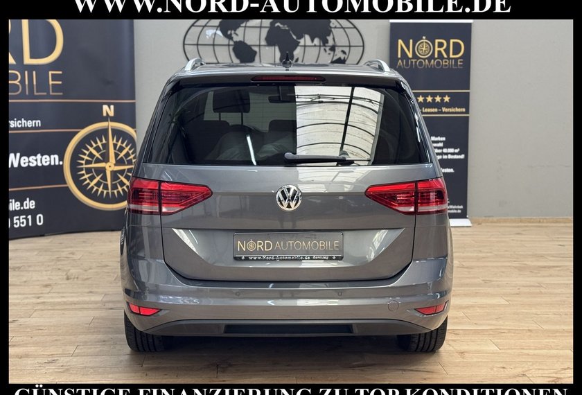 Volkswagen Touran Touran Highline 1.5 TSI DSG Pano/ACC/Navi/LED/17