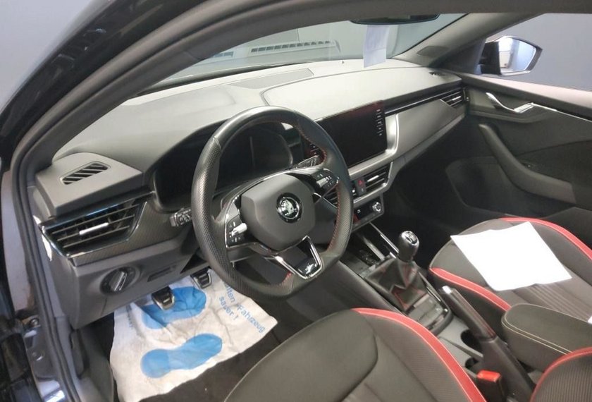 Skoda Scala Scala 1.0 TSI Monte Carlo Navi/LED/PDC/Pano/17