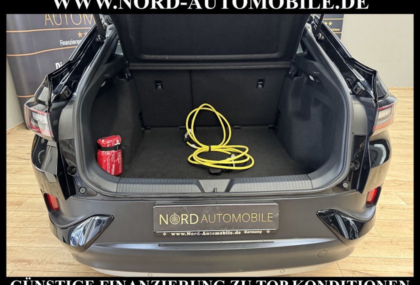 Volkswagen ID.5 ID.5 Pro Performance AHK/Kamera/ACC/19/Navi/LED