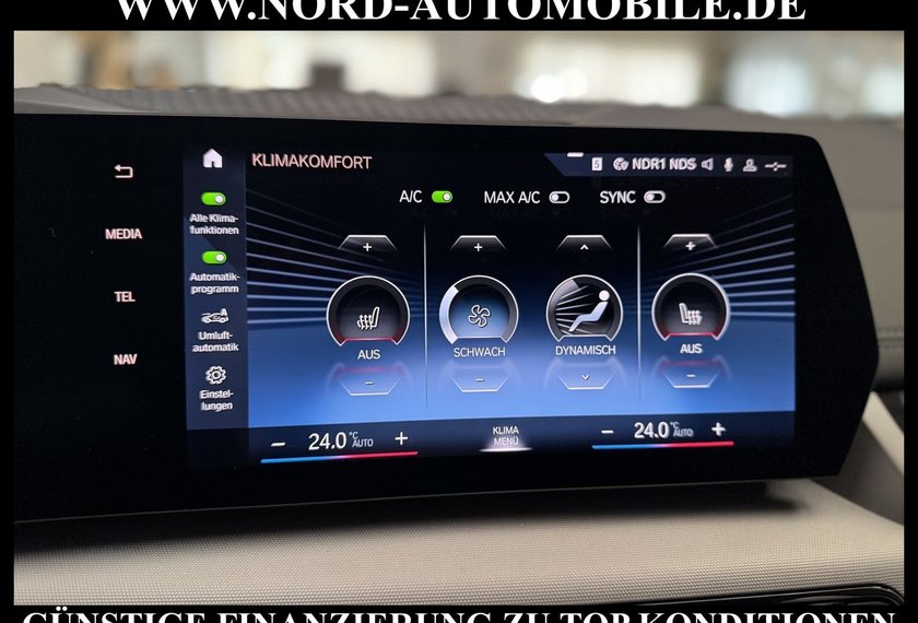 BMW 220 220 i Active Tourer *PREMIUM*AHK*CURVED*UPE:44*