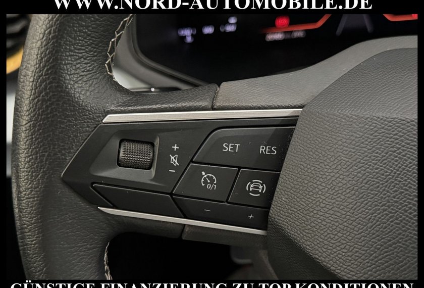 Seat Arona Arona 1.0 TSI Style Virt.Cockpit/LED/PDC/17