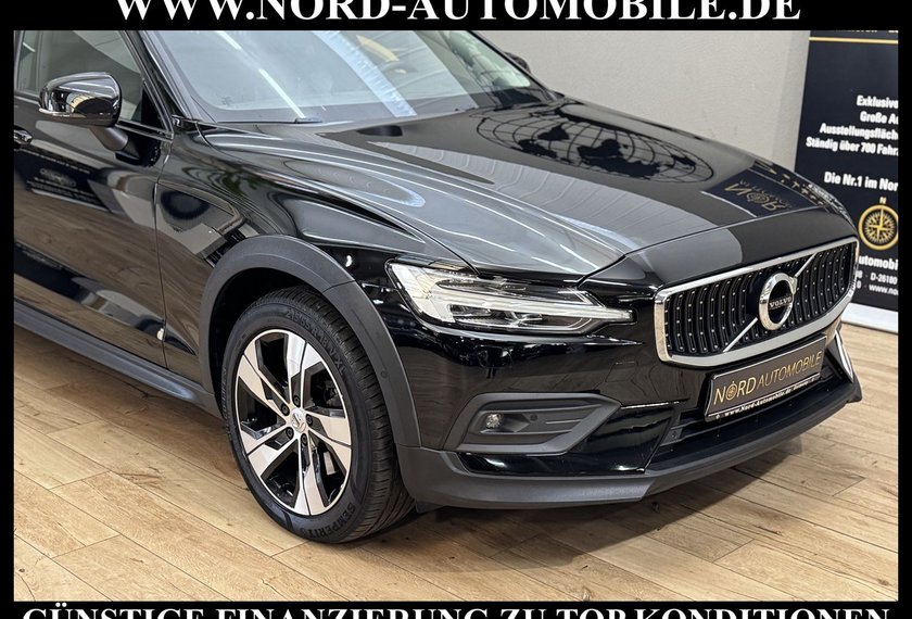 Volvo V60 Cross Country V60 CC Pro B4 AWD *AHK*LED*KAMERA*LEDER*MEMORY*