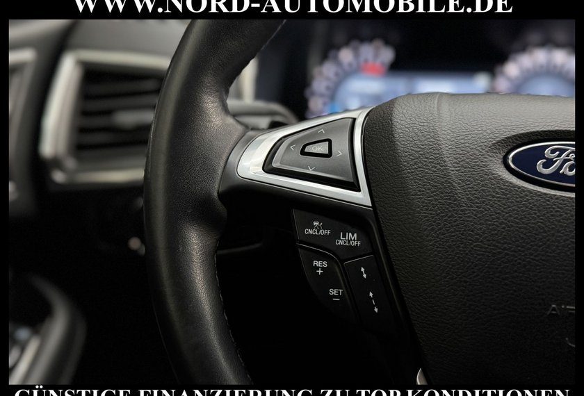 Ford S-Max S-Max 2.0 EcoBlue Titanium *AHK*STHZ*LEDER*ACC*