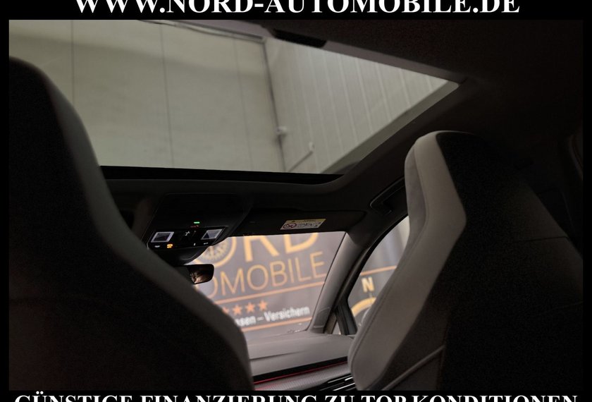 Volkswagen Golf Golf R-Line 2.0 TDI DSG Panorama/Matrix/Kamera/