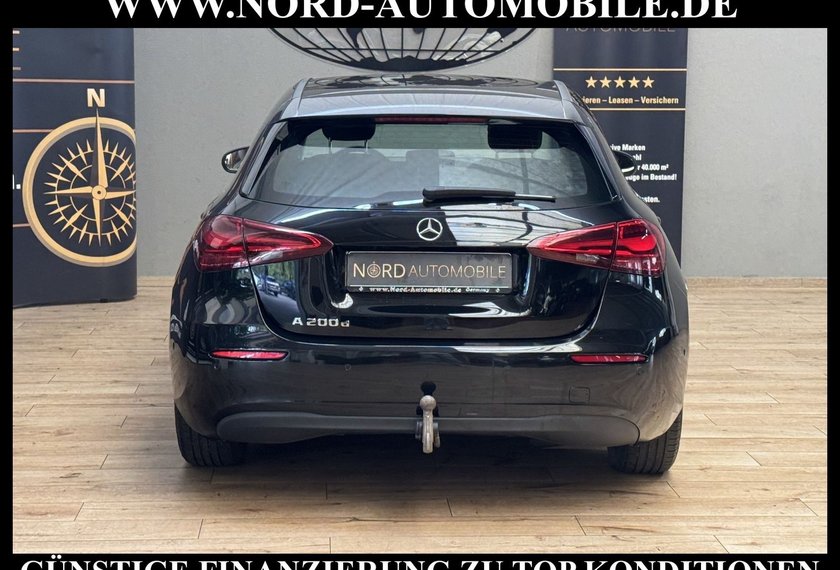 Mercedes-Benz A 200 A 200 d Entry *LED*MBUX*AHK*Kamera*Spur*SHZ*