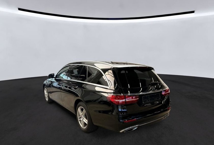 Mercedes-Benz E 220 E 220 d T 4Matic Avantgarde *Distro+*Wide*360°*