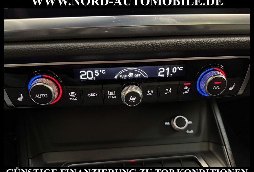 Audi Q3 Q3 Sportback S-Line 1.5 35 TFSI S-Tronic Pano/19