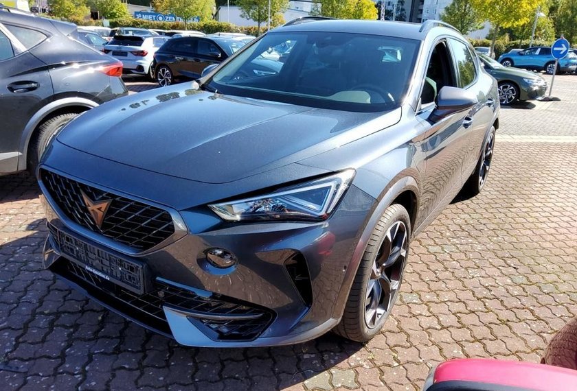 Cupra Formentor Formentor 1.4 TSI e-HYBRID DSG LED/19/Mirror Lin