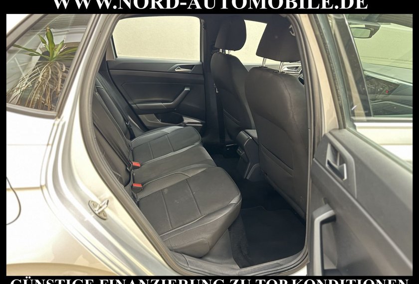 Volkswagen Polo Polo Highline 1.0 TSI Navi/LED/PDC/15/SHZ