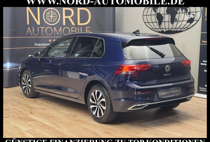 Volkswagen Golf Golf Life ACTIVE 1.5 TSI Navi/LED/PDC/16/Side&amp;La