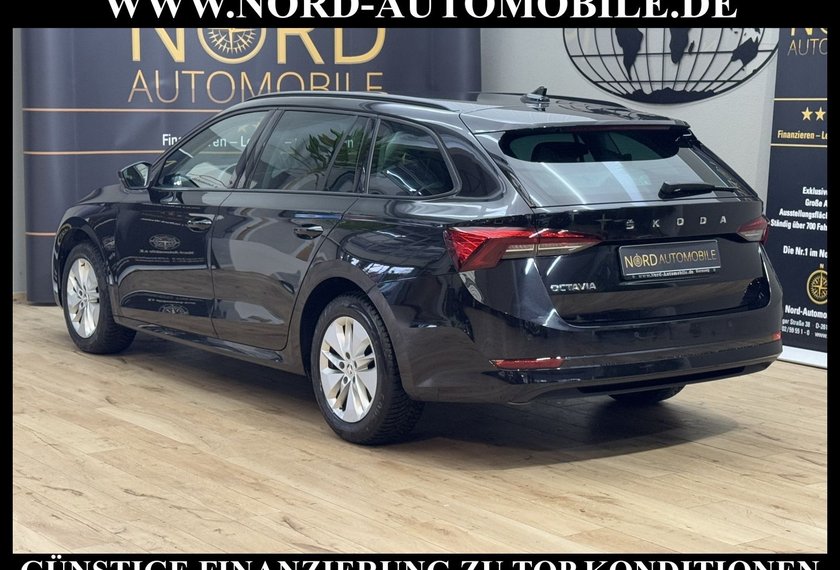Skoda Octavia Octavia Combi 2.0 TDI DSG Ambition Navi*LED*ACC*