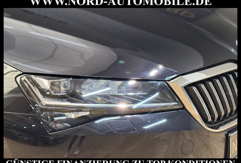 Skoda Superb Superb Combi STYLE TDI DSG*AHK*STHZ*LEDER*UPE62*