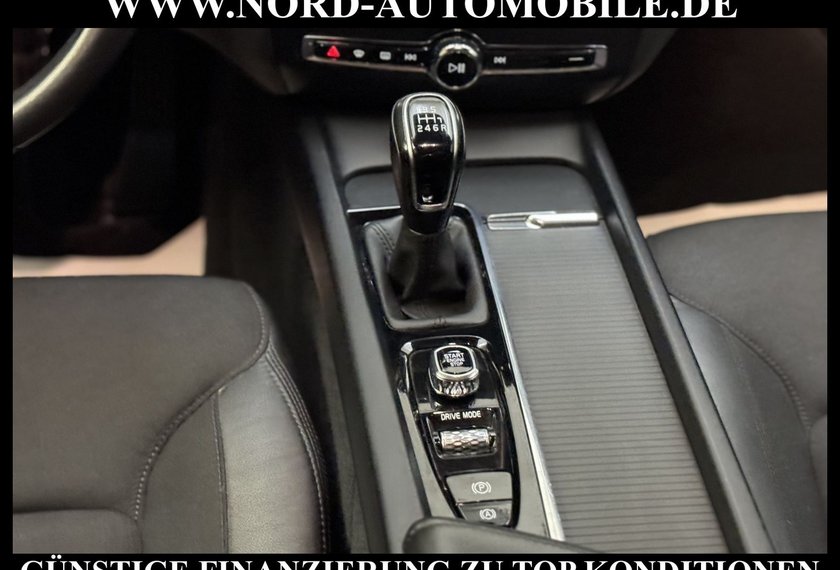 Volvo V60 V60 Kombi D3 Diesel Momentum Pro *NAVI*LED*KAM*