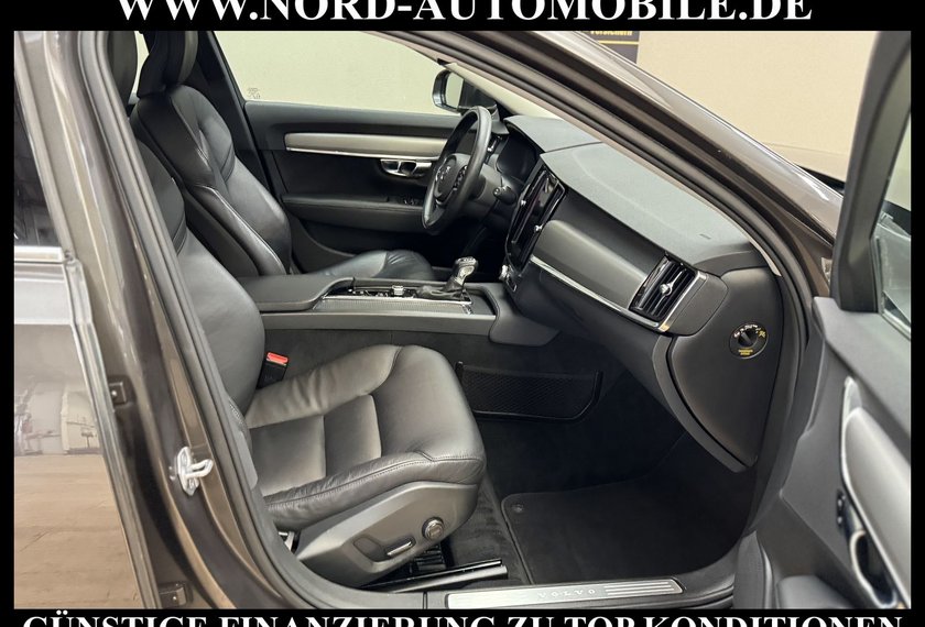 Volvo V90 V90 Kombi D4 Diesel Momentum Pro*AHK*LEDER*UPE60