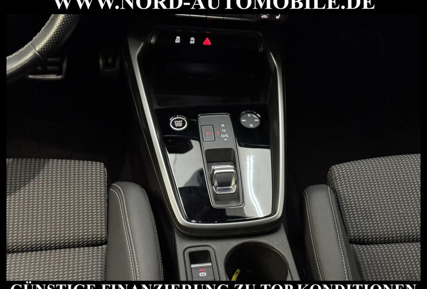 Audi A3 A3 Sportback 30 TFSI S-Tronic S-Line Kamera/LED