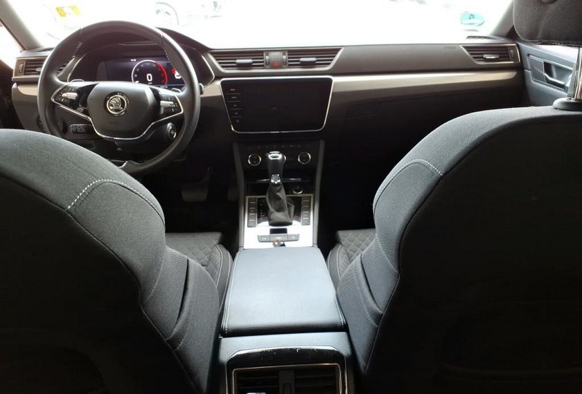 Skoda Superb Superb Combi 2.0 TDI Ambition DSG Navi/Virt.Cock