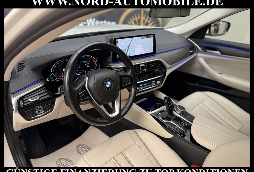 BMW 520 520 d Touring Luxury Line MJ2021*AHK*PANO*LIVECP