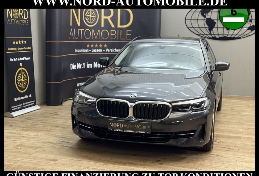 BMW 520 520 d Touring xDrive *LED*AHK*Luft*ParkAss*Leder