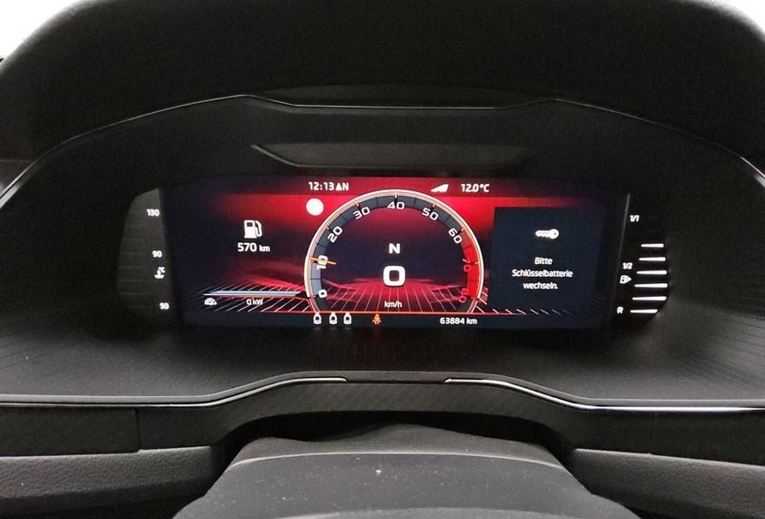 Skoda Superb Superb Combi Sportline 2.0 TSI DSG Kamera/ACC/19