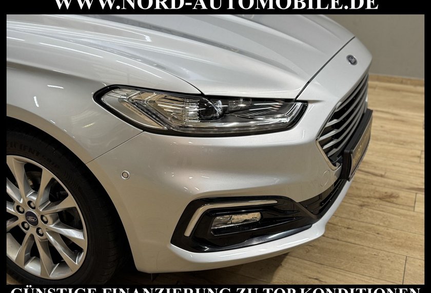 Ford Mondeo Mondeo Turnier 2.0 EB Titanium *AHK*ACC*PANO*LED