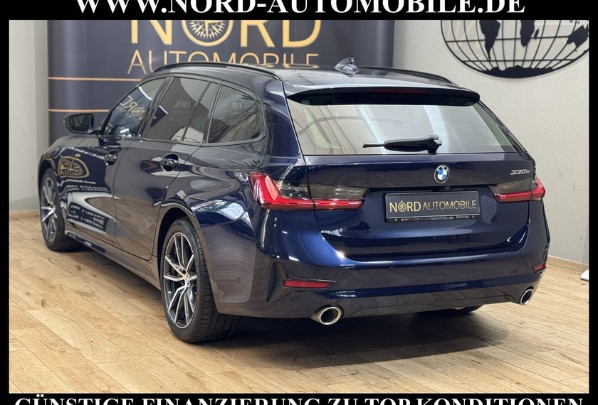 BMW 330 330 e Touring Sport Line *LED*AHK*ParkAss+*LiveC
