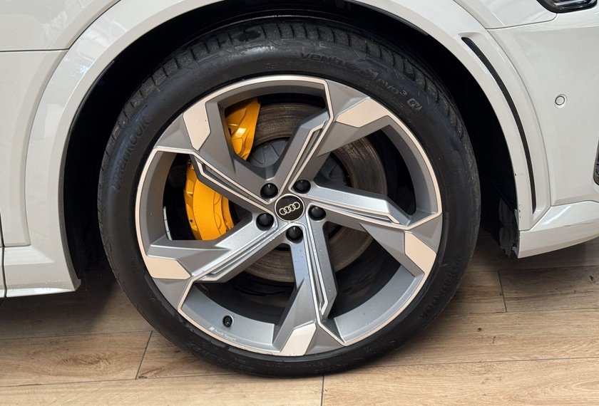 Audi e-tron e-tron S QU.Matrix/Kamera/Head-Up/22/Leder/