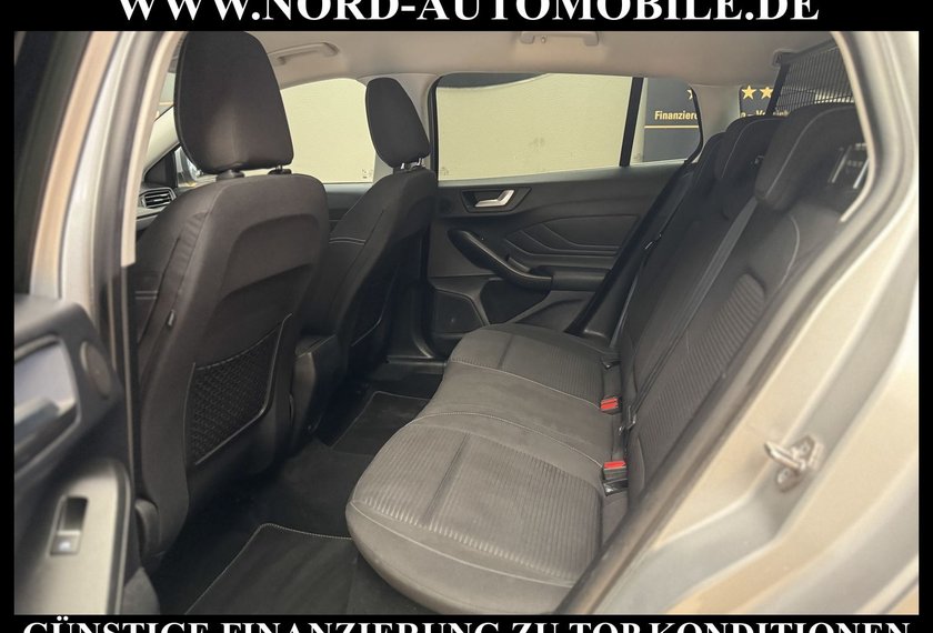 Ford Focus Focus Turnier 1.5 EB Titanium X *AHK*ACC*B&amp;O*HUD