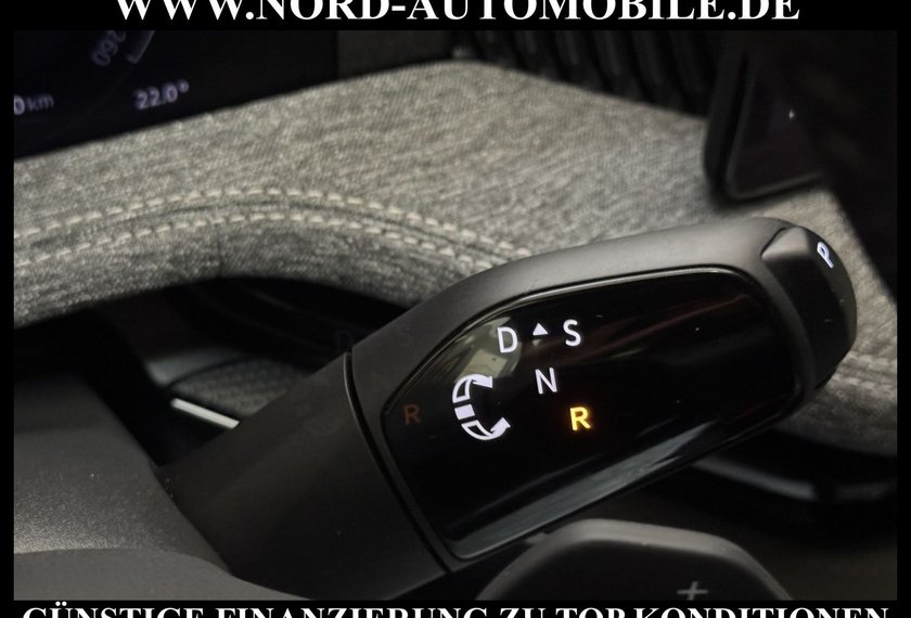 Skoda Superb Superb Combi Selection 2.0 TSI DSG AHK/StHz/Matr