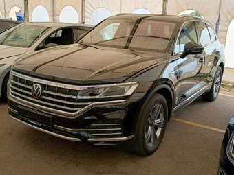 Volkswagen Touareg Touareg 3.0 V6 TDI Atmosphere LUFT/AHK/Leder/19