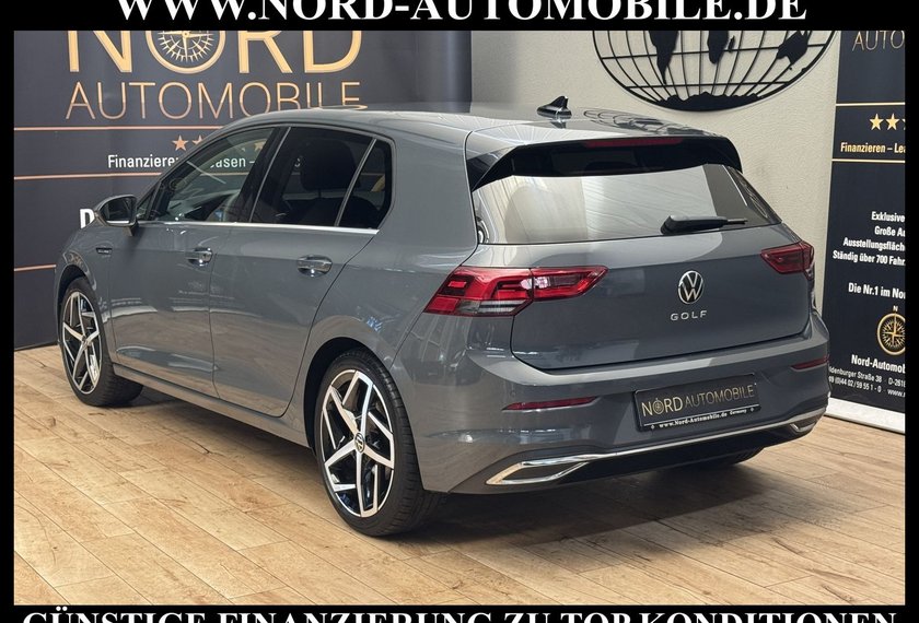 Volkswagen Golf Golf Style 2.0 TSI DSG Navi/LED/18/PDC