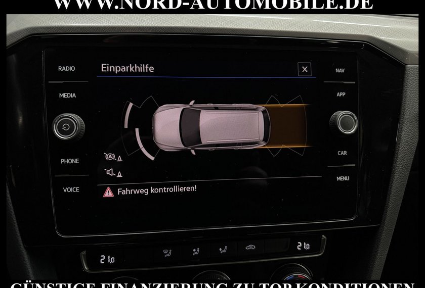 Volkswagen Passat Variant Passat Variant Business 1.5 TSI DSG AHK/Navi/LED