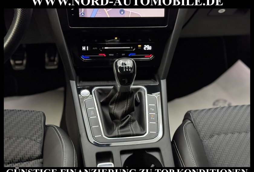 Volkswagen Passat Variant Passat Variant R-Line 2.0 TDI Dig.Cockpit/17/AHK
