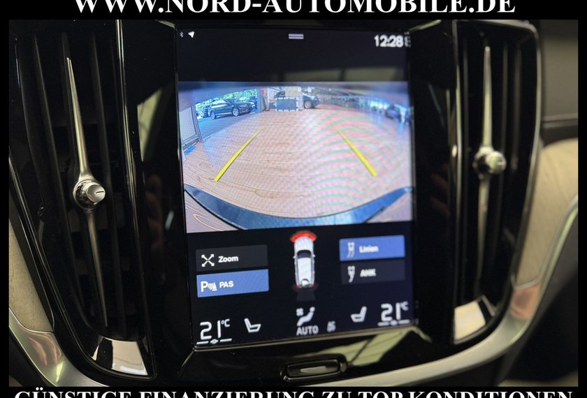 Volvo V60 V60 Kombi T5 INSCRIPTION *PANO*AHK*19Z*UPE:61*