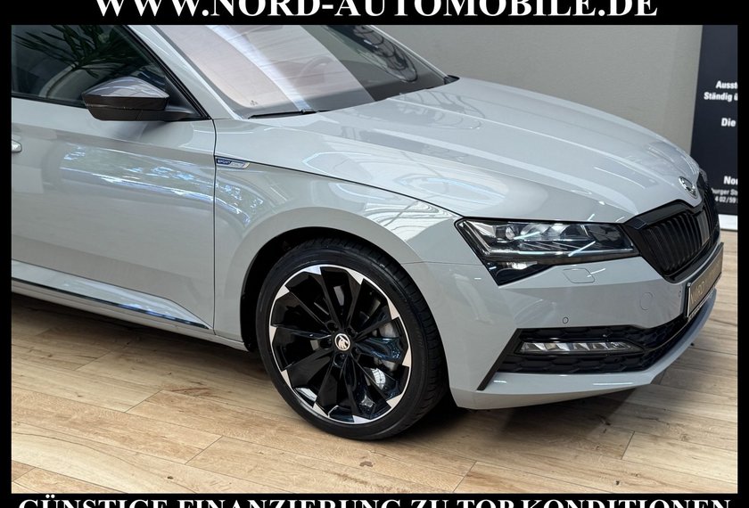Skoda Superb Superb Combi Sportline 2.0 TSI DSG Pano/19/Navi