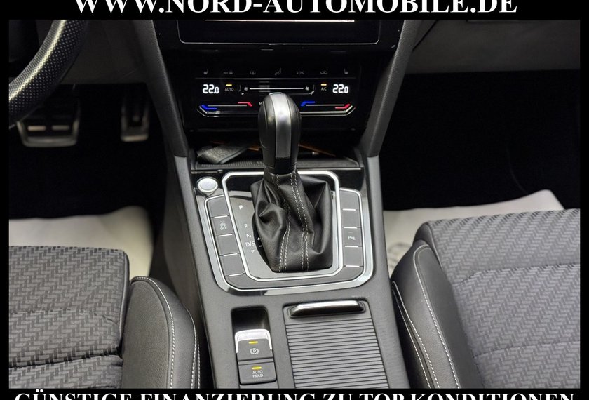 Volkswagen Passat Variant Passat Variant R-Line 2.0 TDI DSG Dig.Cockpit/18
