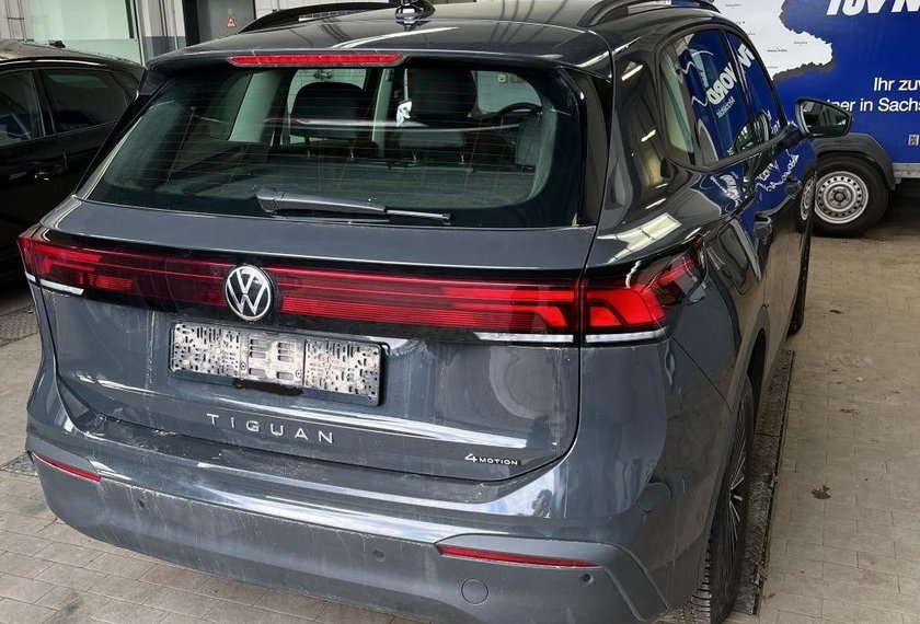 Volkswagen Tiguan Tiguan Life 2.0 TDI 4-MOT DSG*AHK*18Z*DCC*UPE:56