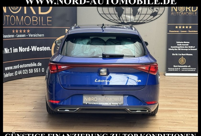 Seat Leon Leon Sportstourer 2.0 TDI DSG FR *LED*AHK*PANO*