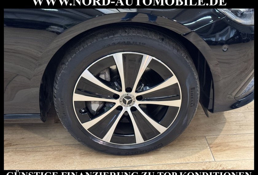 Mercedes-Benz E 300 E 300 de T Avantgarde Distro+*Wide*AHK*Night*LED