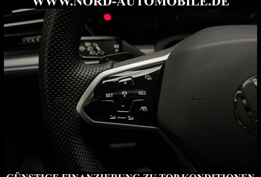 Volkswagen Touareg Touareg R-Line Black Style 4MOT 3.0 TSI Luft/22/