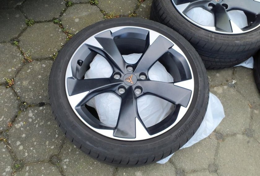 Cupra Leon Leon SP 1.4 TSI e-HYBRID DSG Kamera/ACC/Navi