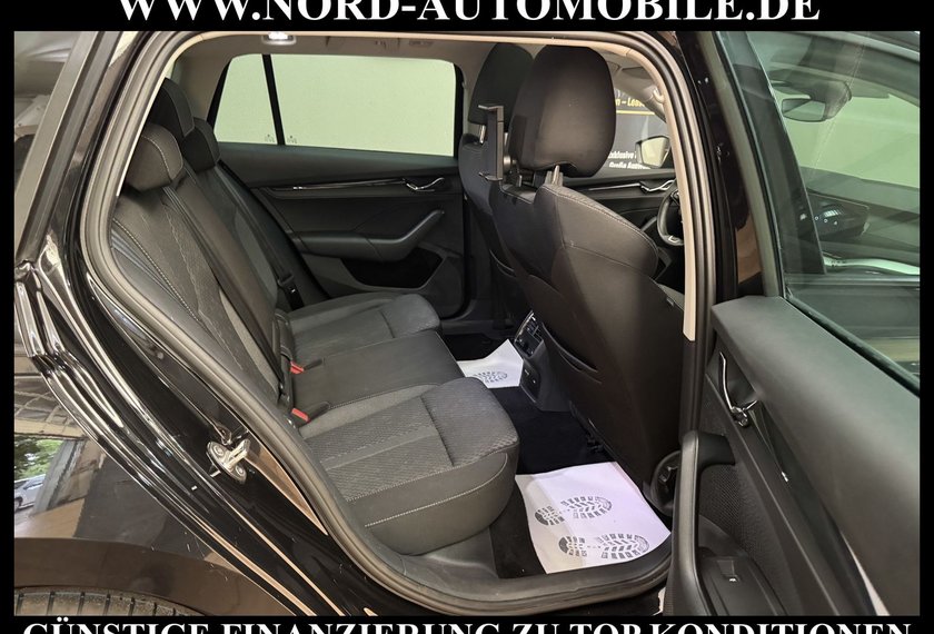 Skoda Octavia Octavia Combi Ambition 2.0 TDI DSG Pano/AHK/Kame